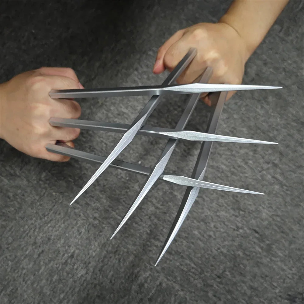 Wolverine Claws Cosplay